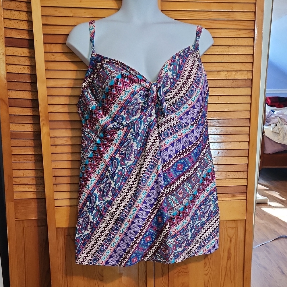 Swimsuits For All Multicolor Patterned Camisole